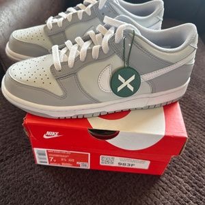 Nike Dunk Low Two-Tones Grey (GS)